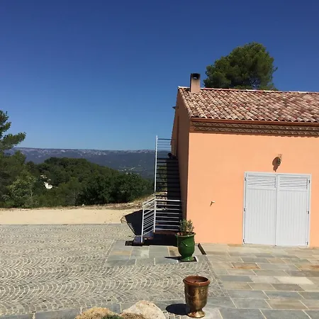 Les Ecureuils Apartment La Roque-d'Antheron